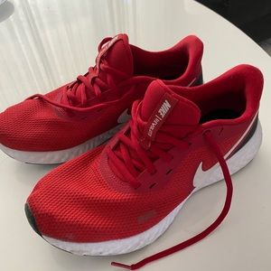 Men’s Nike Revolution running shoes